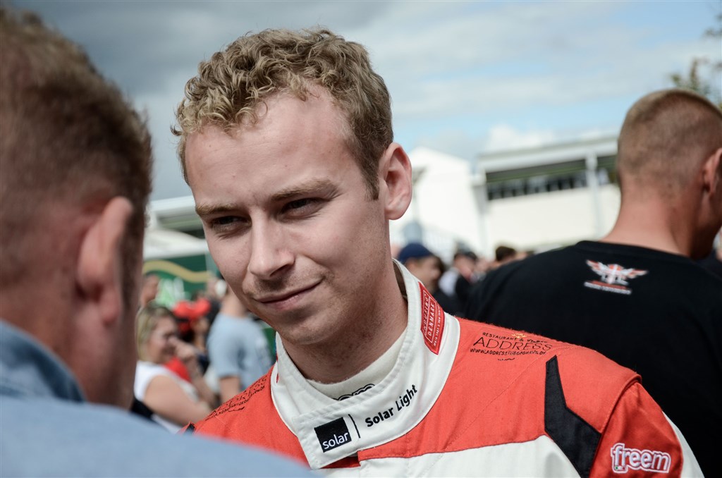 (Foto: Denner Photo)